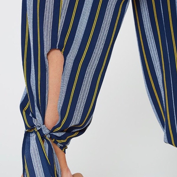 Just In 💙Navy Striped Jumpsuit - Picture 3 of 5